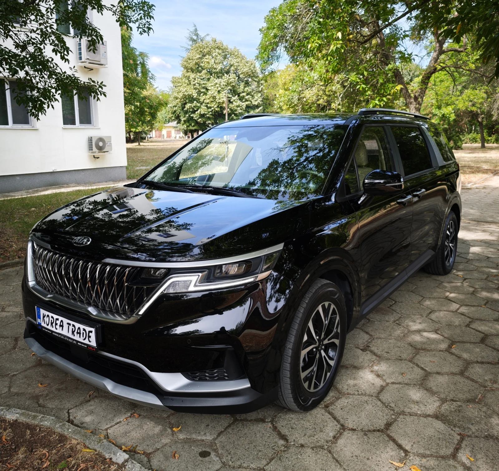 Kia Carnival 2.2 CRDI , снимка 7 - Автомобили и джипове - 55292627