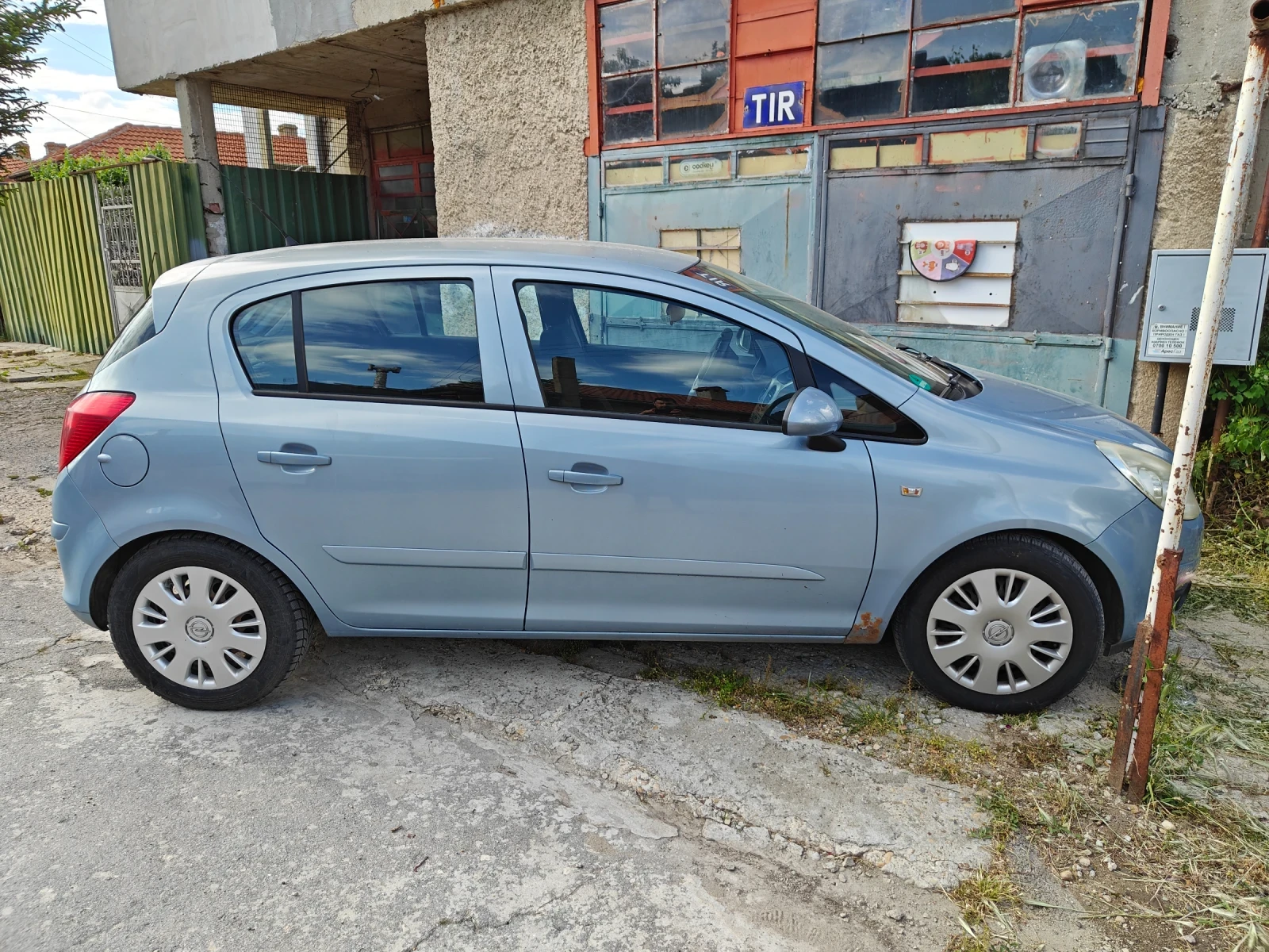 Opel Corsa, снимка 2 - Автомобили и джипове - 54754659