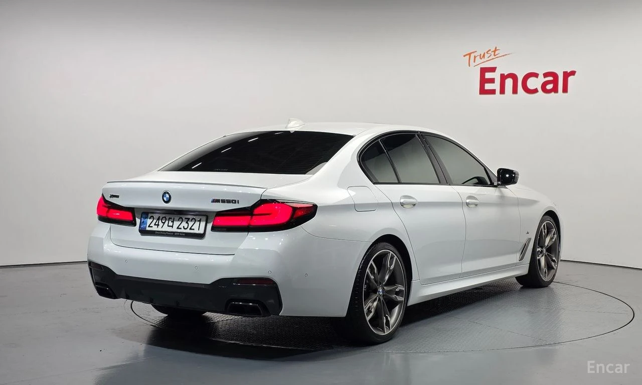 BMW 550 �550i* XDRIVE* LASER* DISTRONIC* �����* 360* HUD*  | Mobile.bg � ����������� 3