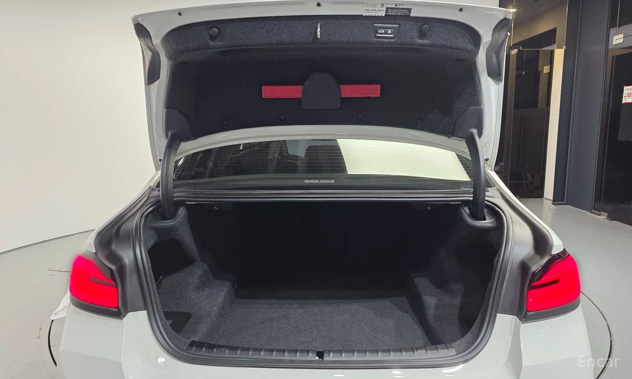 BMW 550 �550i* XDRIVE* LASER* DISTRONIC* �����* 360* HUD*  | Mobile.bg � ����������� 16