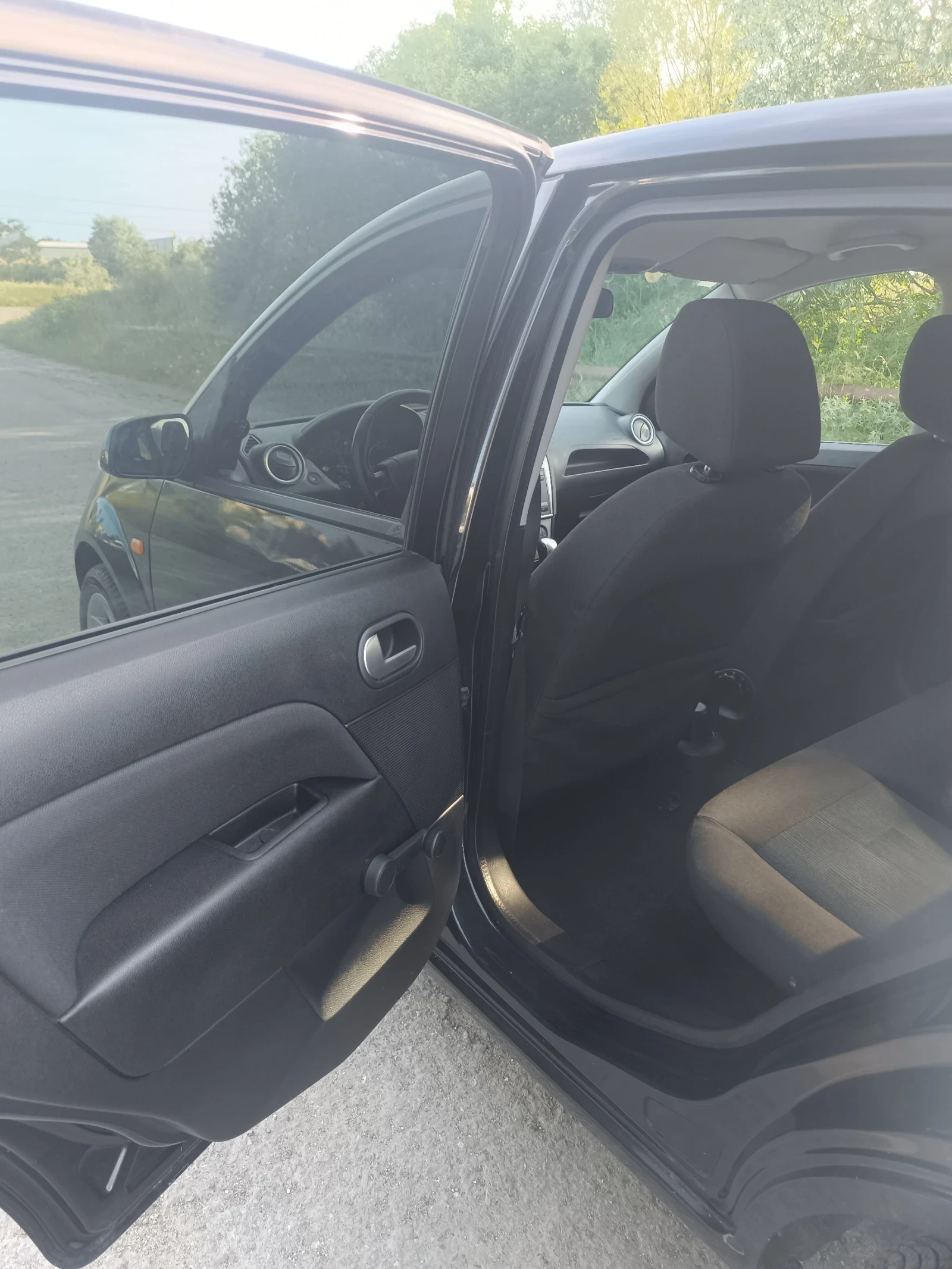 Ford Fiesta, снимка 8 - Автомобили и джипове - 55108372