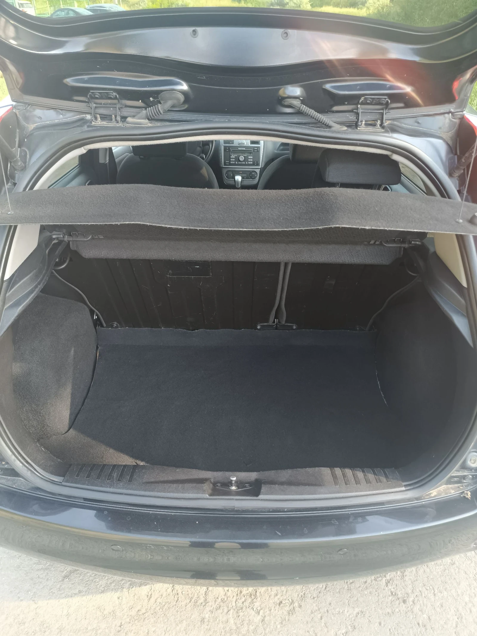 Ford Fiesta, снимка 9 - Автомобили и джипове - 55108372