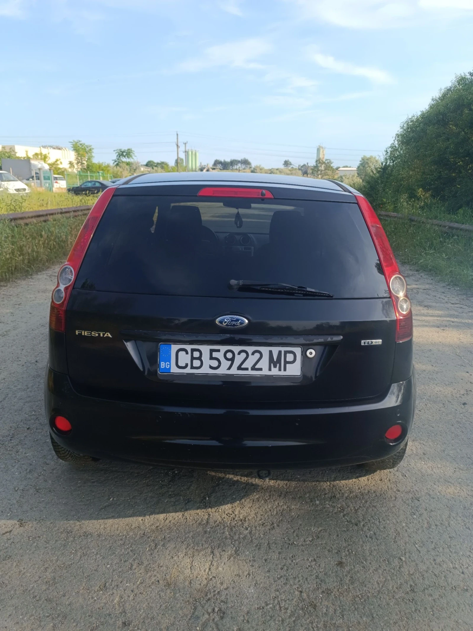 Ford Fiesta, снимка 5 - Автомобили и джипове - 55108372