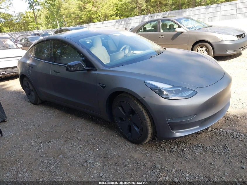 Tesla Model 3 Long Range