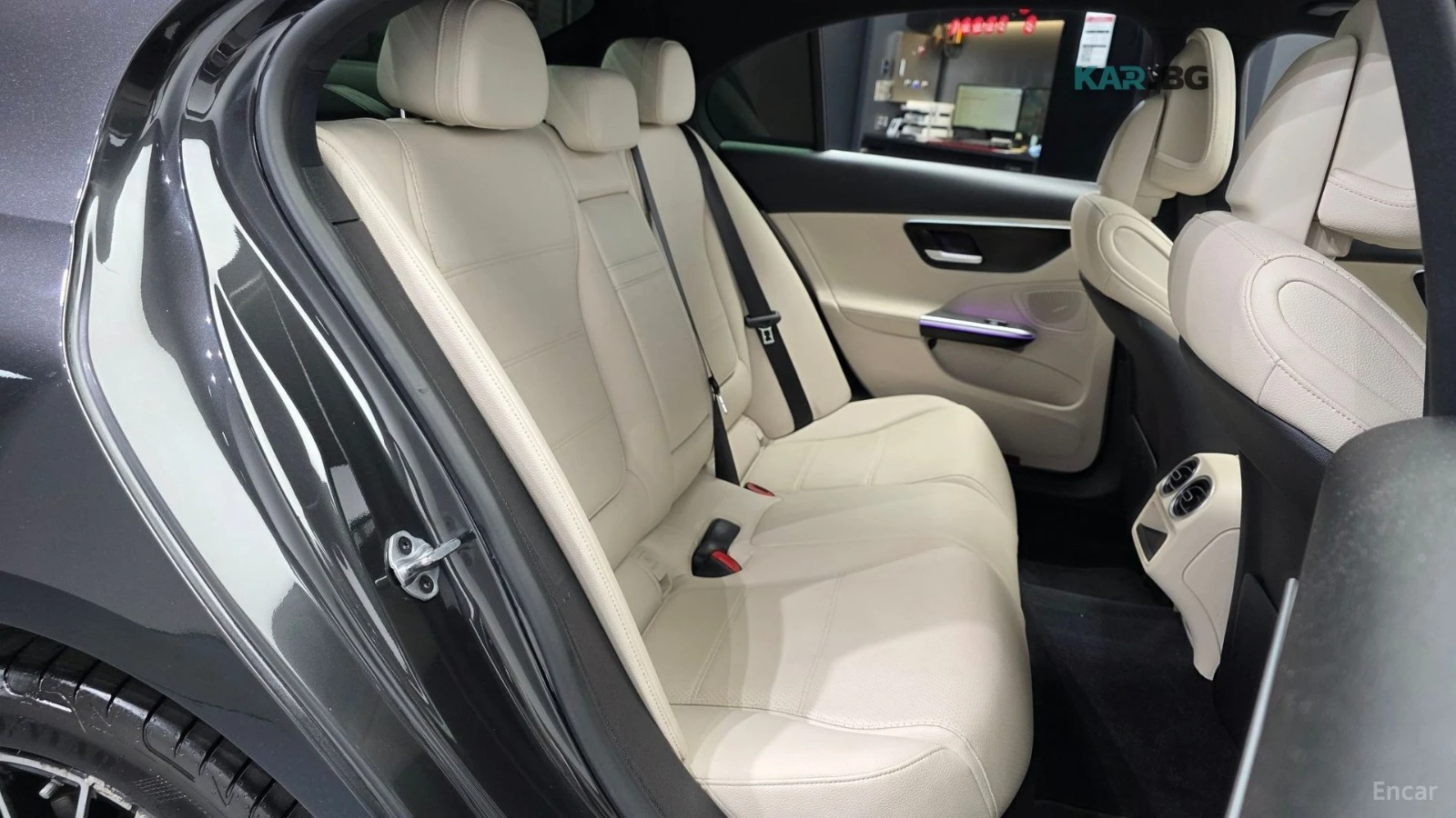Mercedes-Benz C 200 4MATIC* ПОДГРЕВ* ОБДУХВАНЕ* ДИСТРОНИК* SUNROOF* , снимка 10 - Автомобили и джипове - 55318087