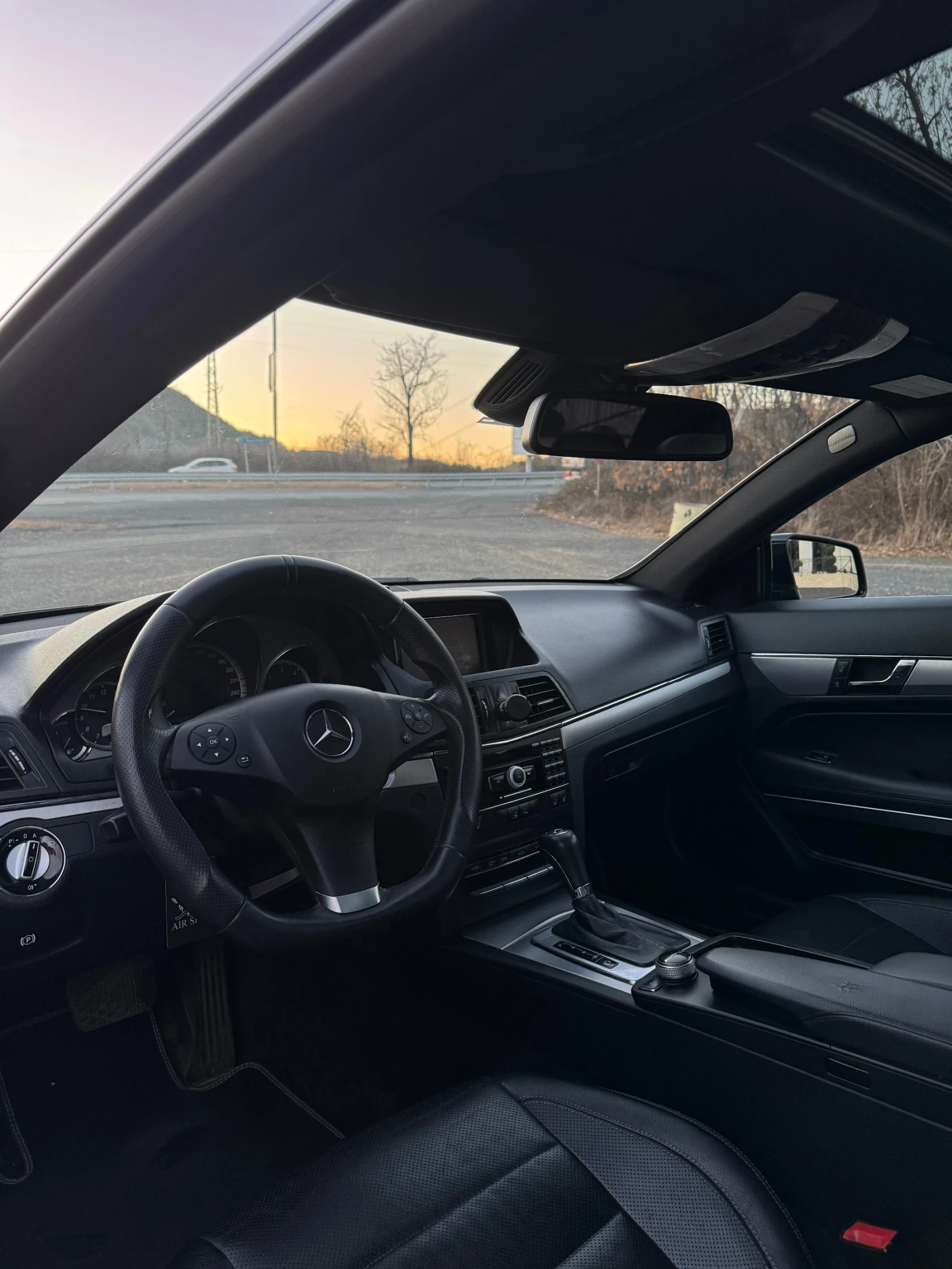 Mercedes-Benz E 350 /// PANO /// OBDUHVANE ///, снимка 8 - Автомобили и джипове - 55996749