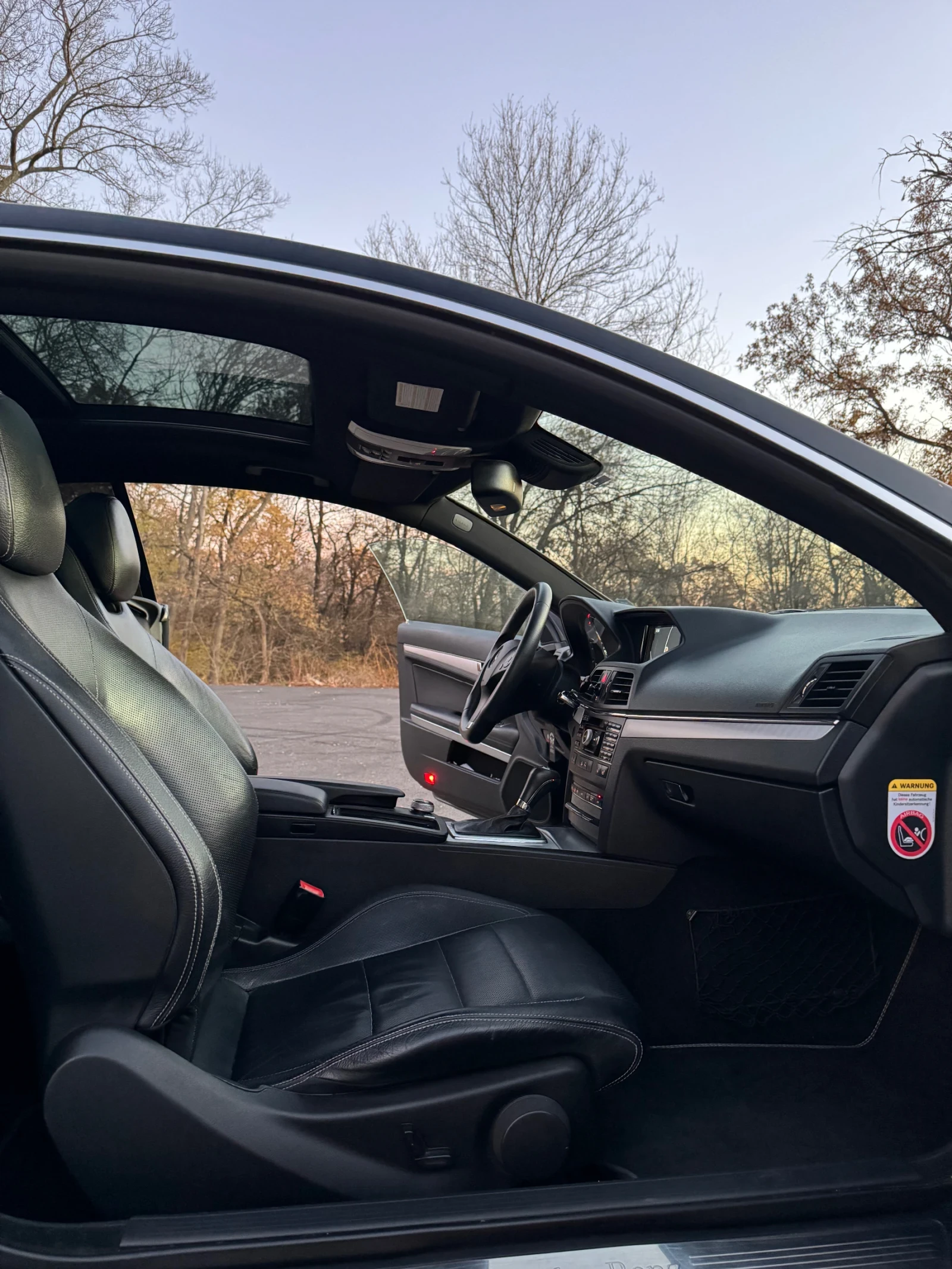 Mercedes-Benz E 350 /// PANO /// OBDUHVANE ///, снимка 16 - Автомобили и джипове - 55996749