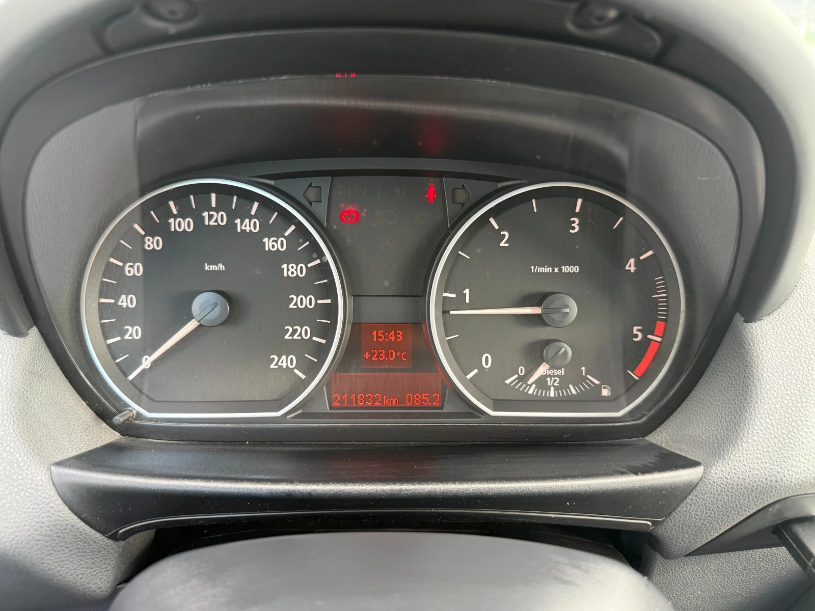BMW 120 120d , снимка 16 - Автомобили и джипове - 56234889