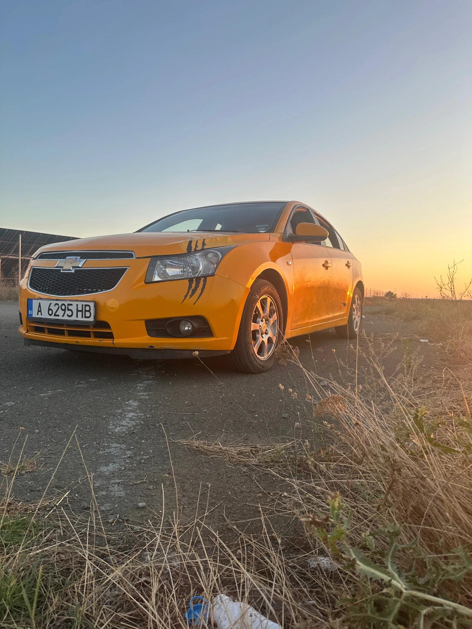 Chevrolet Cruze, снимка 2 - Автомобили и джипове - 56347619