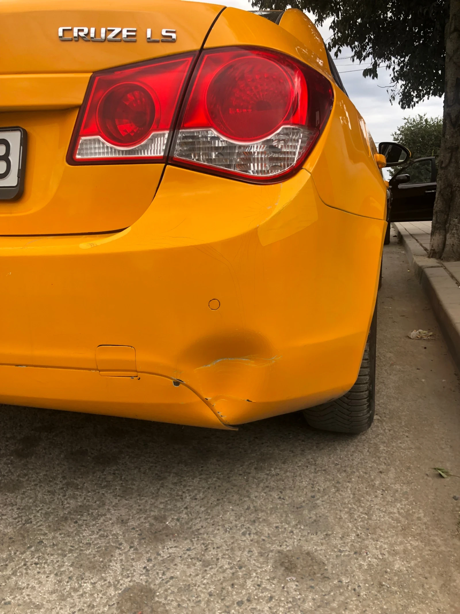 Chevrolet Cruze, снимка 8 - Автомобили и джипове - 56347619
