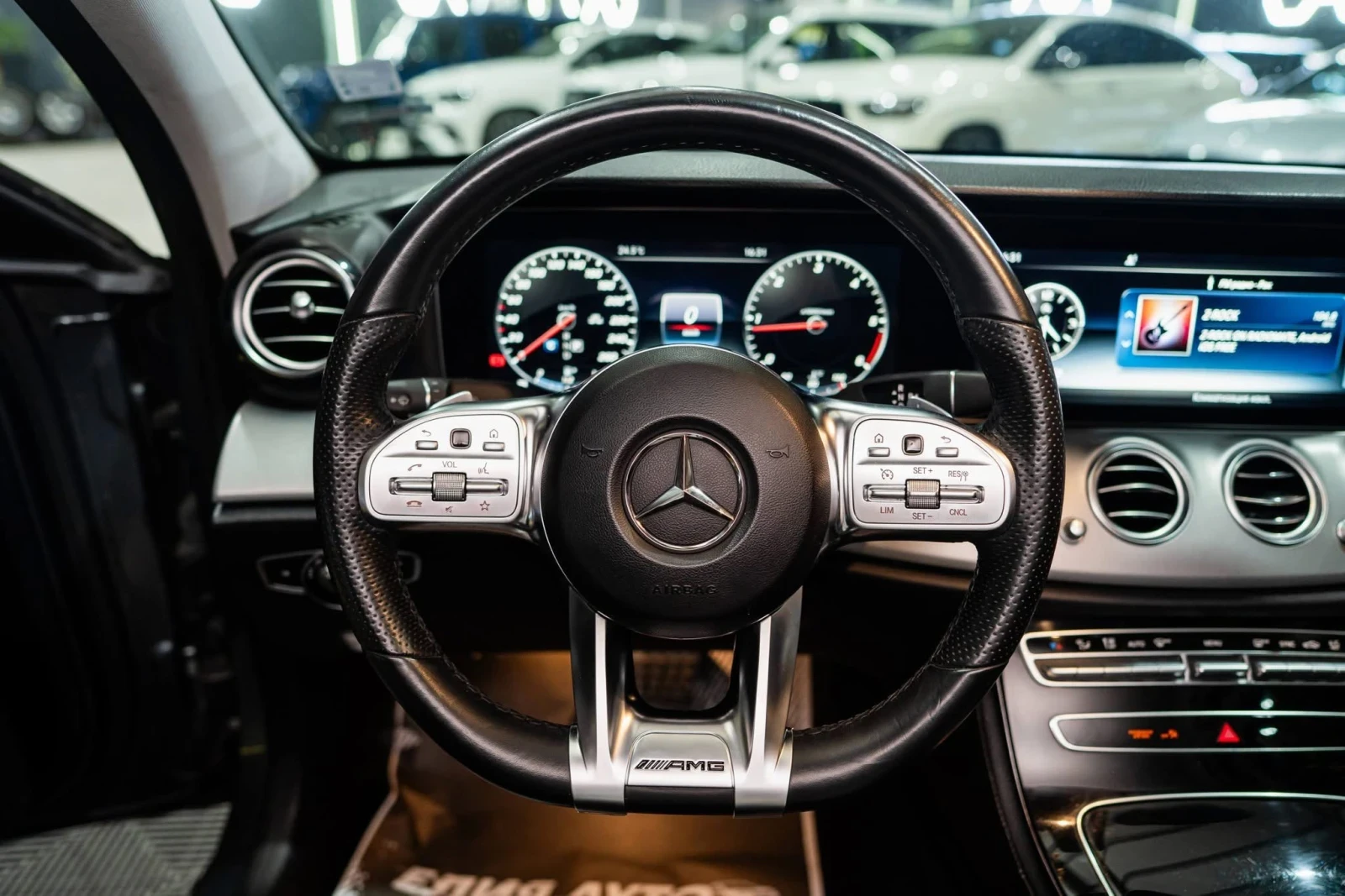 Mercedes-Benz E 220 D FULL AMG LINE LED NAVI BURM ������ 100% | Mobile.bg � ����������� 13