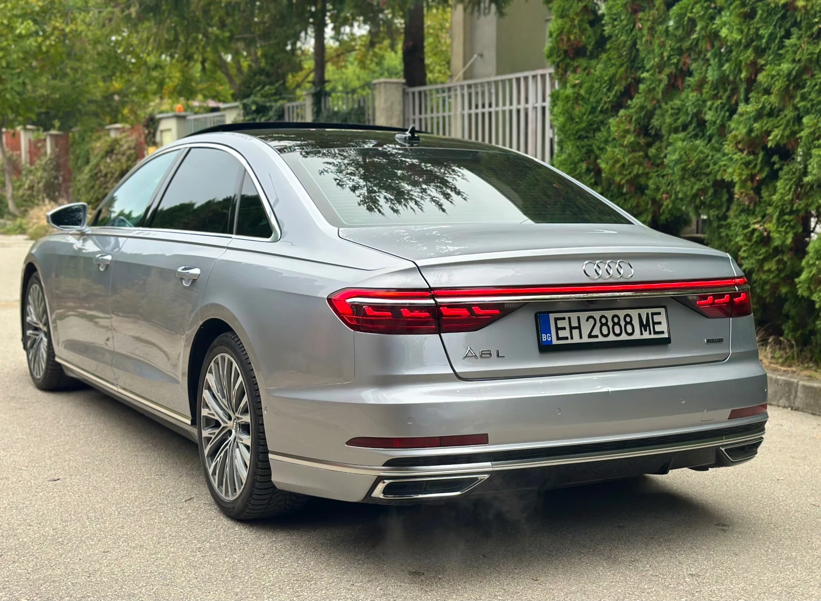 Audi A8 55TFSI* LONG* S LINE* B&O 3D* PANORAMA* , снимка 3 - Автомобили и джипове - 56691443