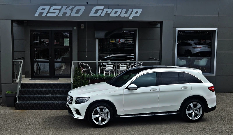 Mercedes-Benz GLC 350 AMG/9G/GERMANY/PANO/CAMERA/ПОДГРЕВ/SIGN ASSYST/LIZ, снимка 9 - Автомобили и джипове - 47846996