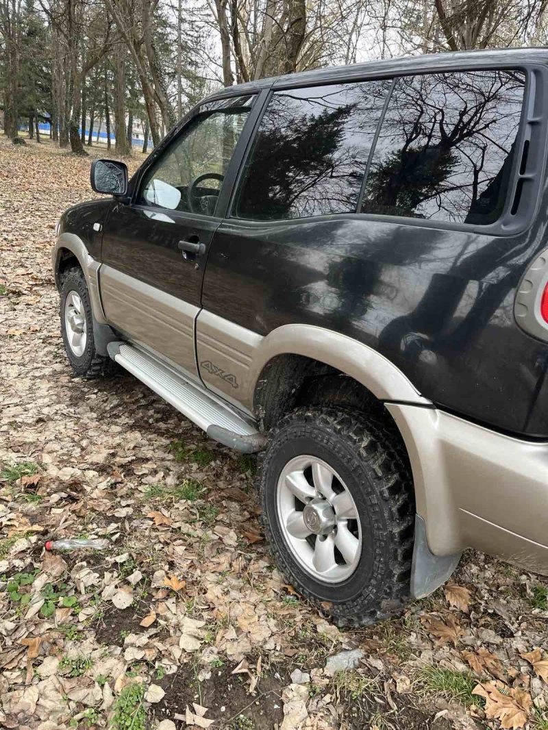 Nissan Terrano 2, снимка 8 - Автомобили и джипове - 48667157