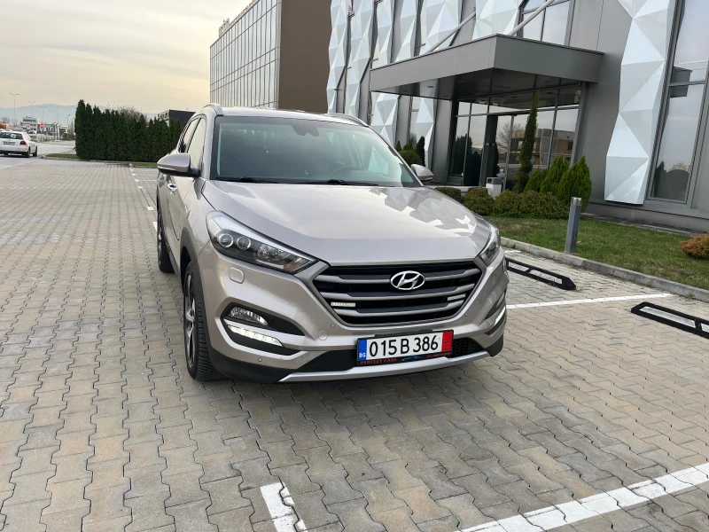 Hyundai Tucson 2.0CRDI* 185к.с* 4WD* Автомат* Нави* Ленти* Знаци*, снимка 7 - Автомобили и джипове - 52631767