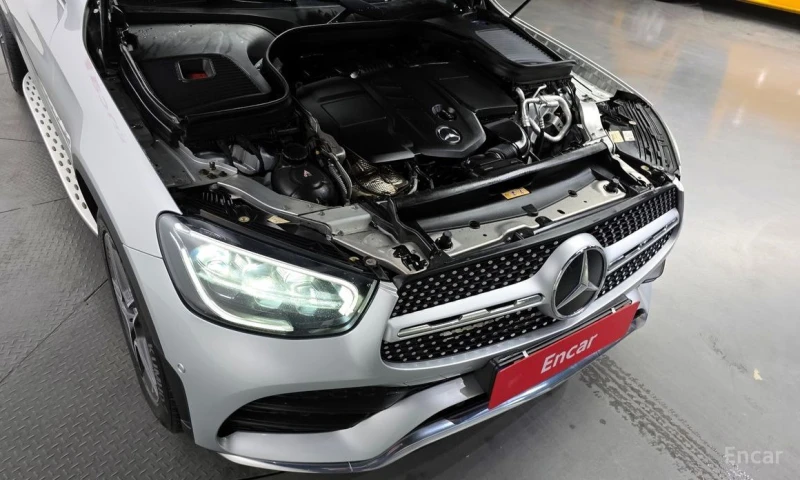 Mercedes-Benz GLC 220, снимка 6 - Автомобили и джипове - 53013876