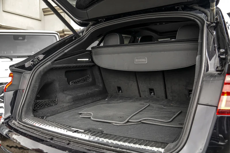 Audi Q8 S-line* PANO* BOSE* DISTRONIC* OБДУХ* 360* AMBIENT, снимка 15 - Автомобили и джипове - 53597302