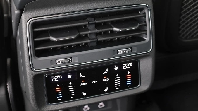 Audi SQ7 Quattro = Black Optic Plus =  | Mobile.bg   11