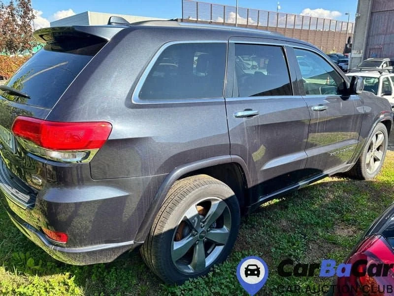 Jeep Grand cherokee 3.0, снимка 9 - Автомобили и джипове - 52865332