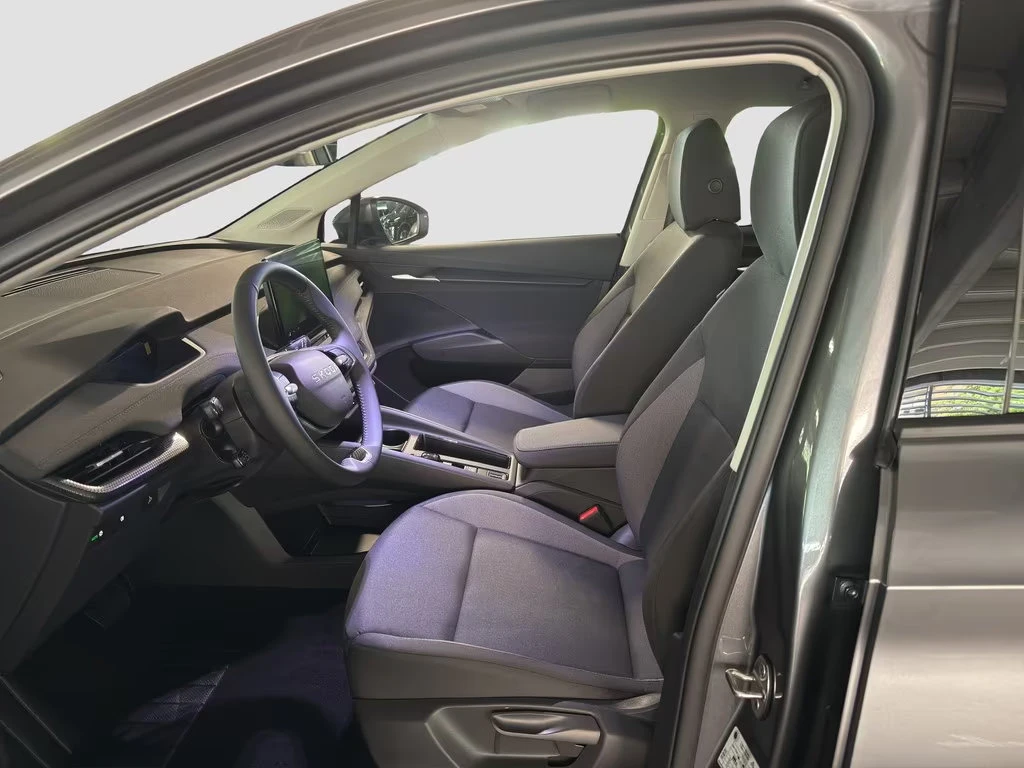 Skoda Elroq НОВ!/50/TOUR/231HP/VCONTROL/LED/L.ASSIST/NAVI/364f - изображение 10