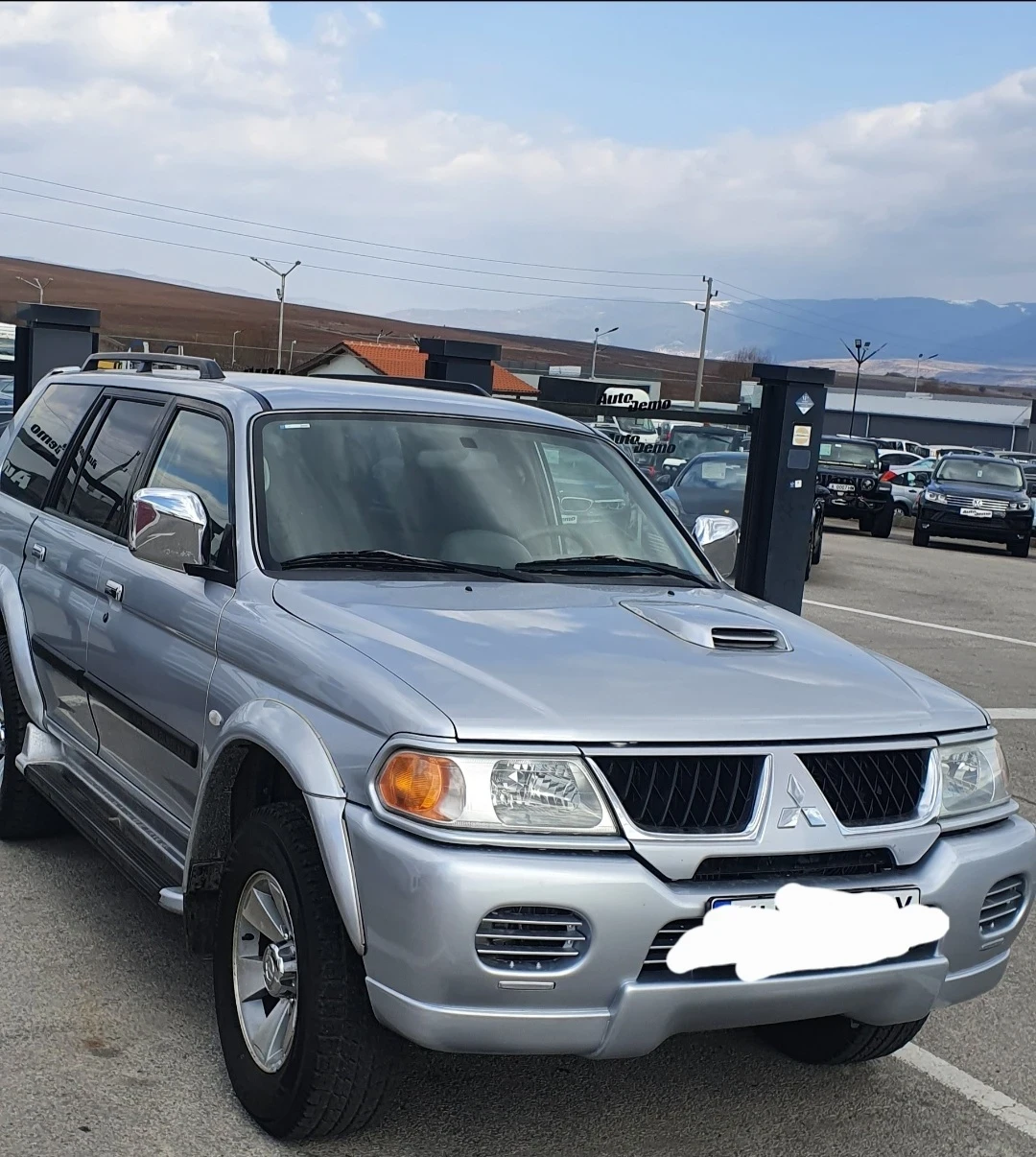 Mitsubishi Montero  - изображение 3