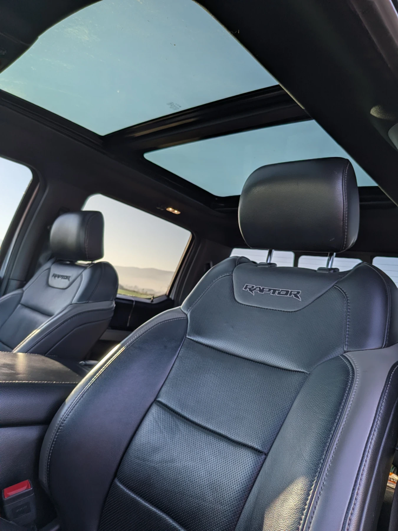 Ford F150 RAPTOR - изображение 10