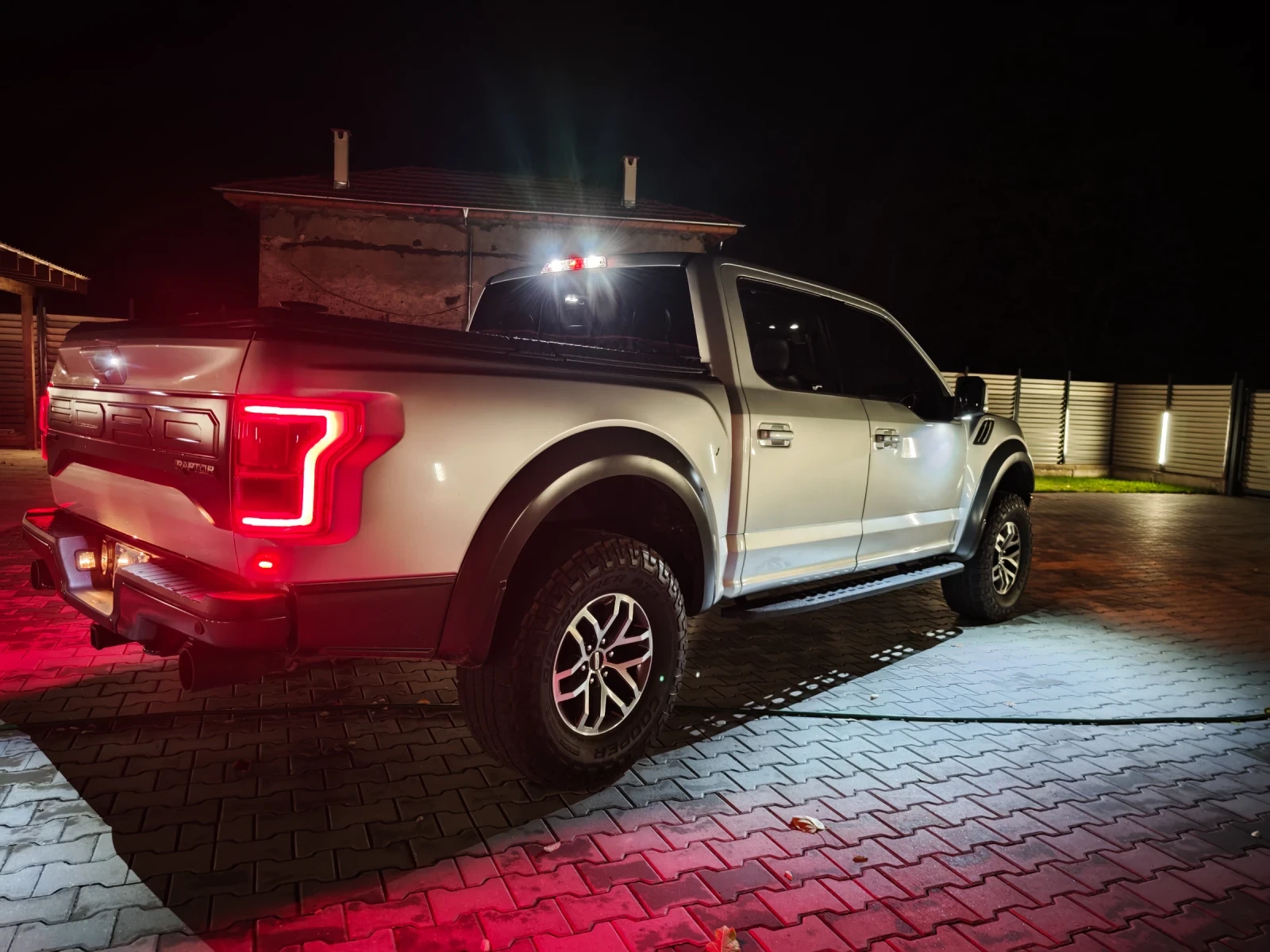 Ford F150 RAPTOR | Mobile.bg   13