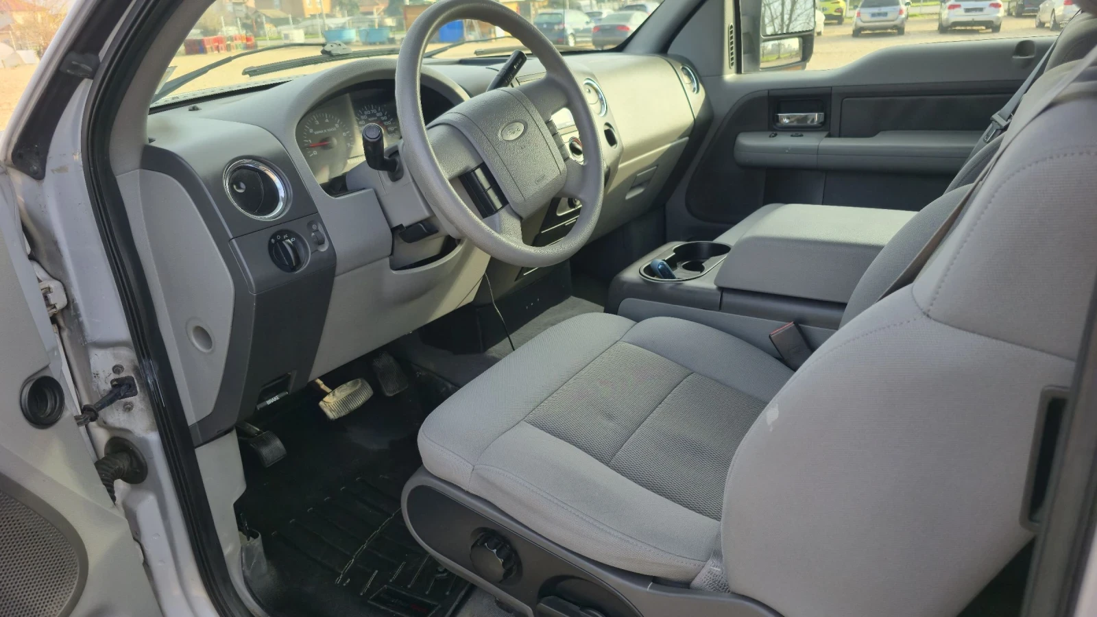 Ford F150 XLT 5.4 TRITON 4X4 - изображение 6