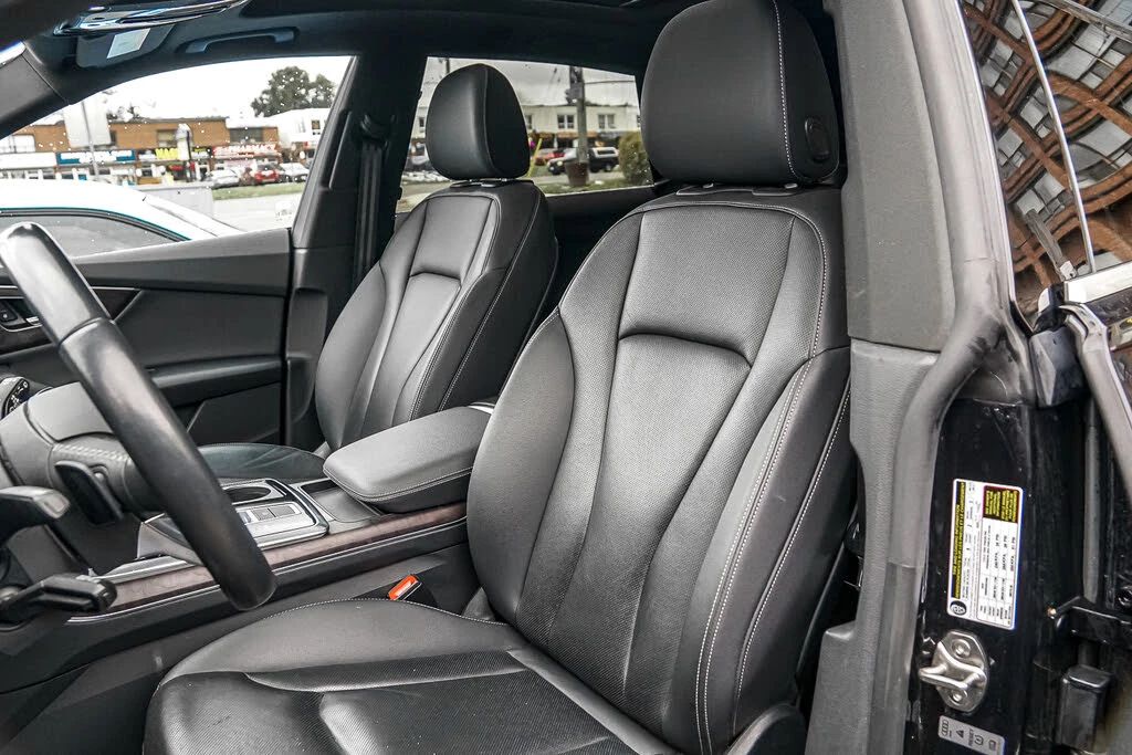 Audi Q8 S-line* PANO* BOSE* DISTRONIC* OБДУХ* 360* AMBIENT - изображение 6