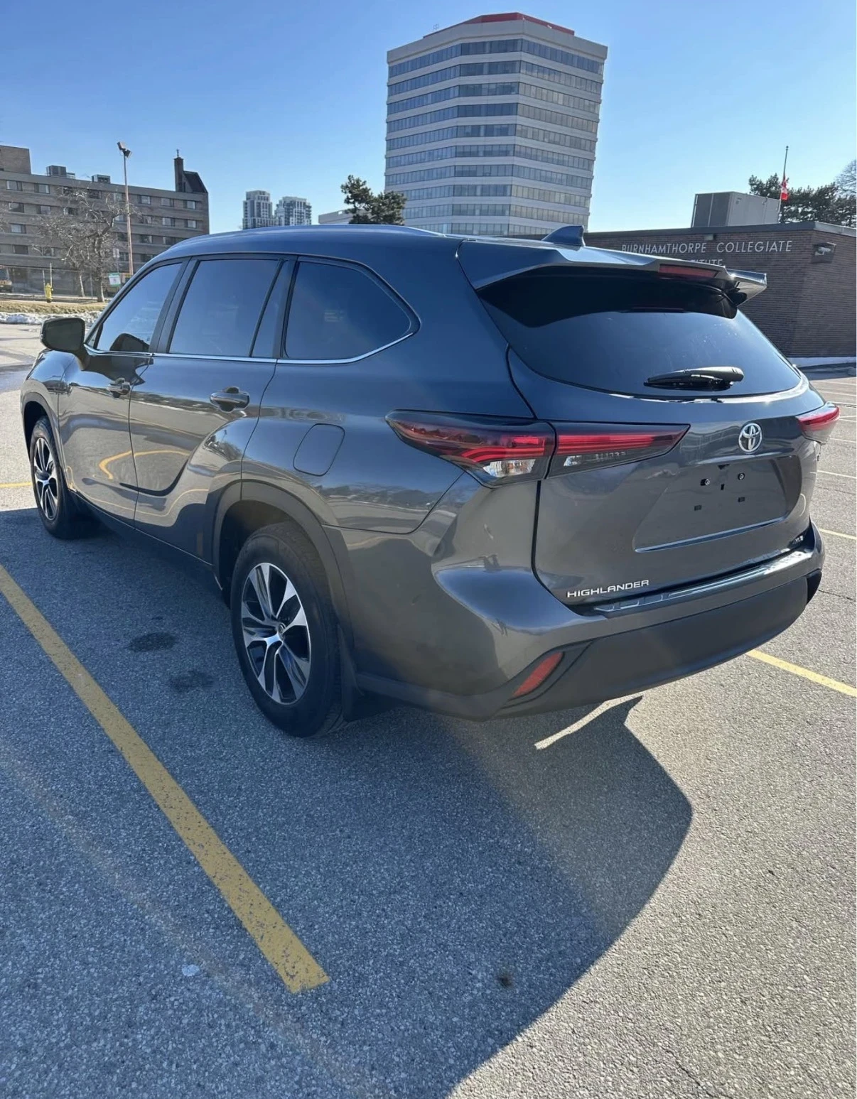 Toyota Highlander HYBRID * 8 МЕСТА * ПОДГРЕВ * AWD * 46500KM * , снимка 6 - Автомобили и джипове - 54605107