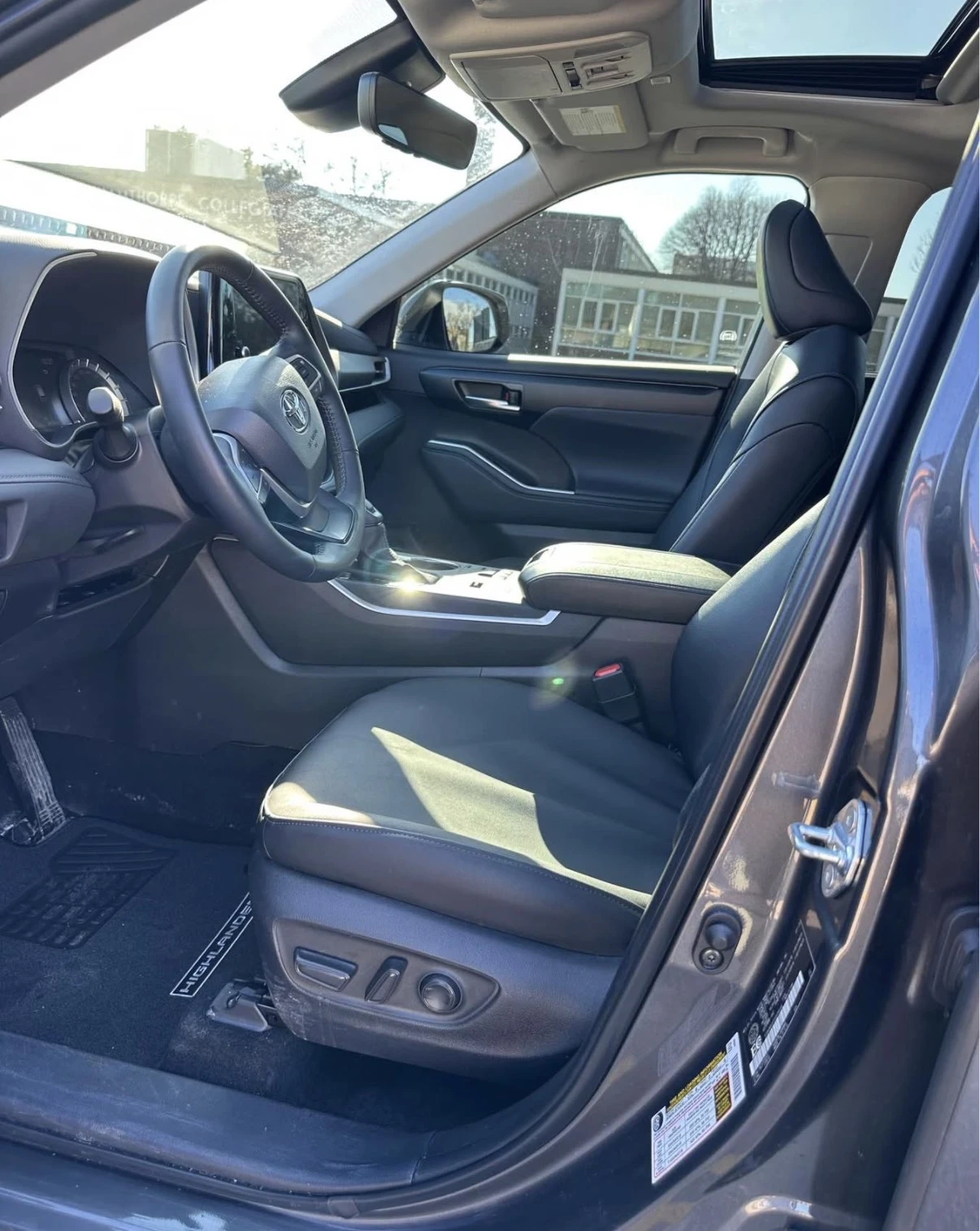 Toyota Highlander HYBRID * 8 МЕСТА * ПОДГРЕВ * AWD * 46500KM * , снимка 7 - Автомобили и джипове - 54605107
