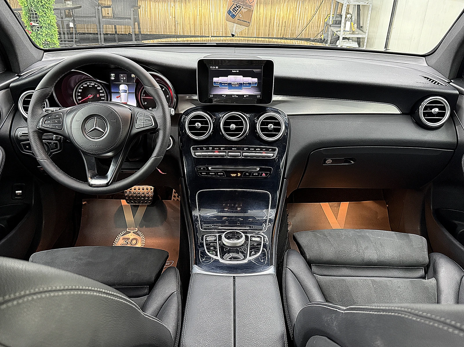 Mercedes-Benz GLC 220 AMG-Line/4-Matic/START STOP/СОБСТВЕН ЛИЗИНГ, снимка 15 - Автомобили и джипове - 55085668
