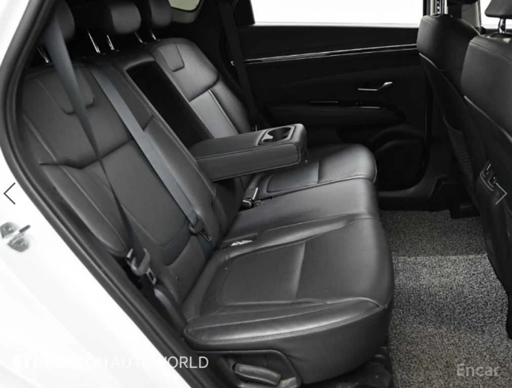 Hyundai Tucson 1.6T Premium 4x4* DISTRONIC* ПОДГРЕВ* ОБДУХВАНЕ* , снимка 13 - Автомобили и джипове - 55391539
