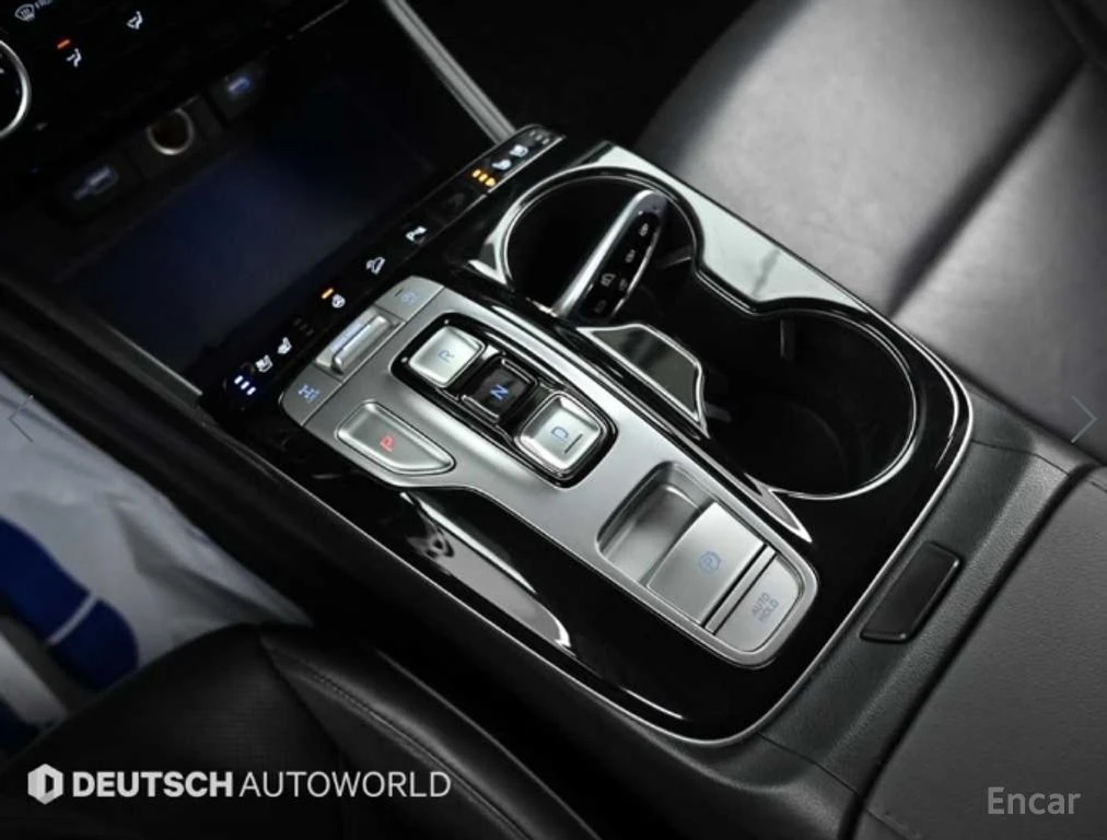 Hyundai Tucson 1.6T Premium 4x4* DISTRONIC* ПОДГРЕВ* ОБДУХВАНЕ* , снимка 12 - Автомобили и джипове - 55391539