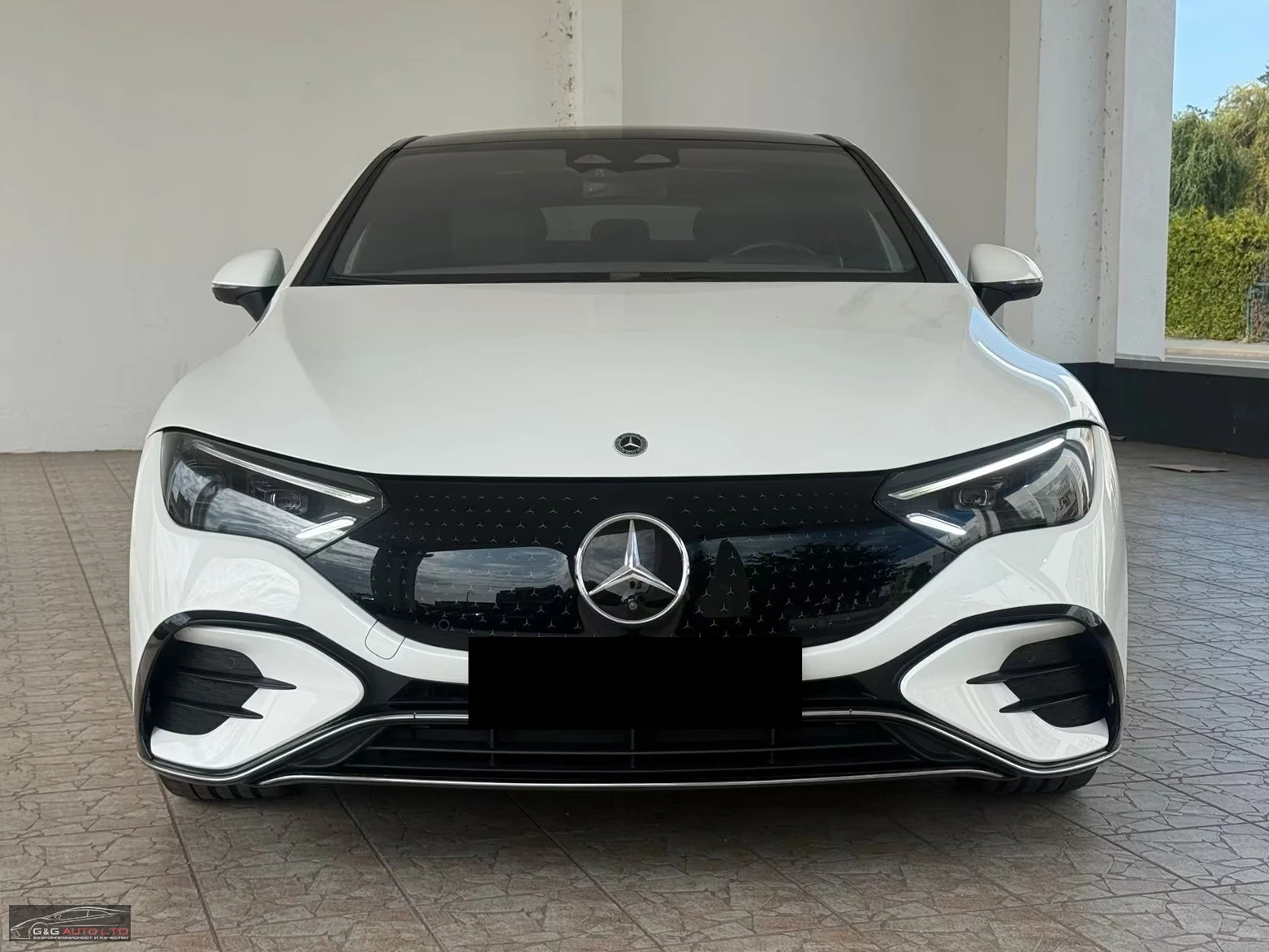 Mercedes-Benz EQE 350+ AMG/245H/PANO/360/DISTR/BURM/MEMO/721z, снимка 2 - Автомобили и джипове - 55576911