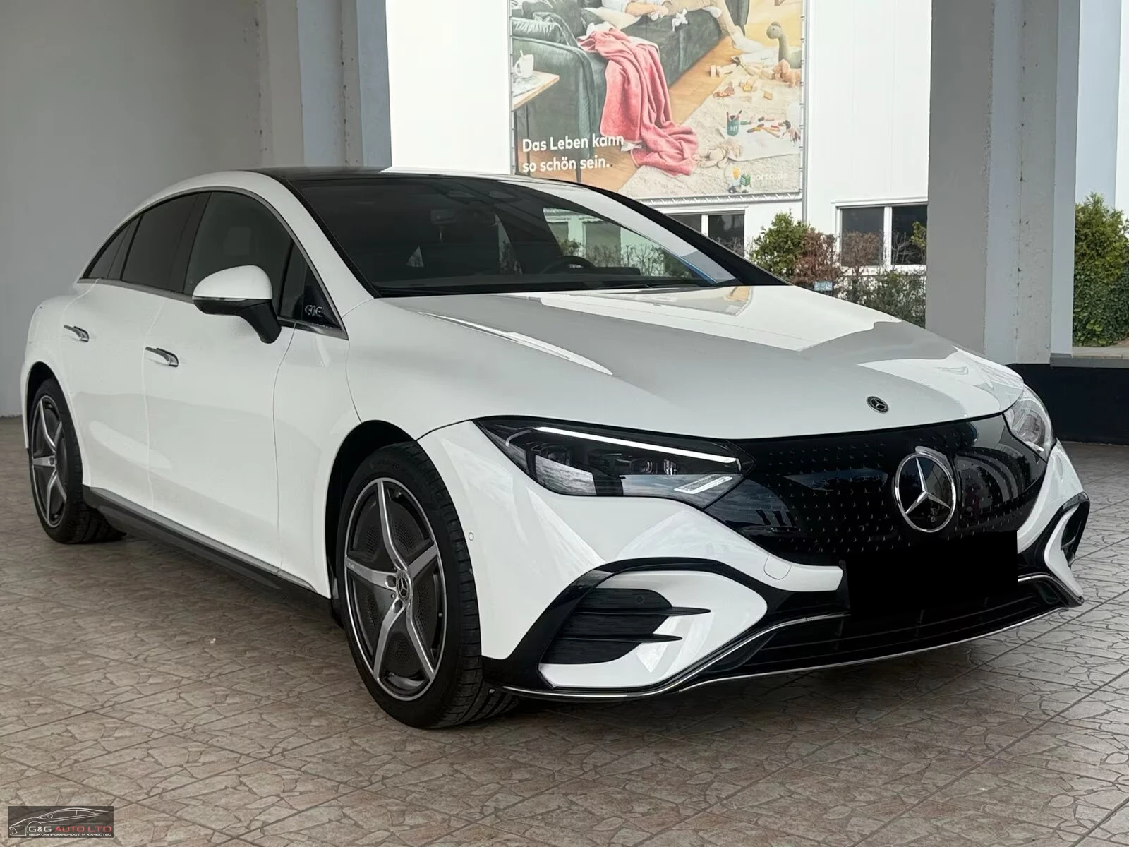 Mercedes-Benz EQE 350+ AMG/245H/PANO/360/DISTR/BURM/MEMO/721z, снимка 4 - Автомобили и джипове - 55576911