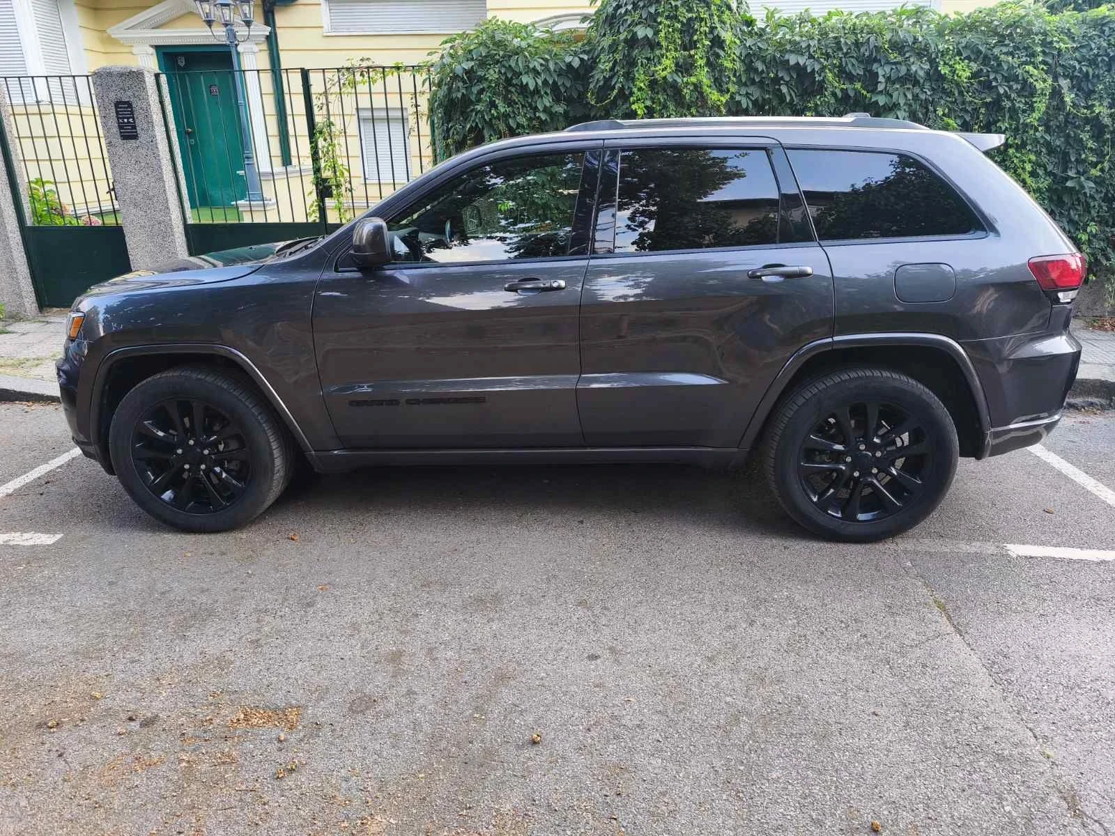 Jeep Grand cherokee, снимка 4 - Автомобили и джипове - 55710391