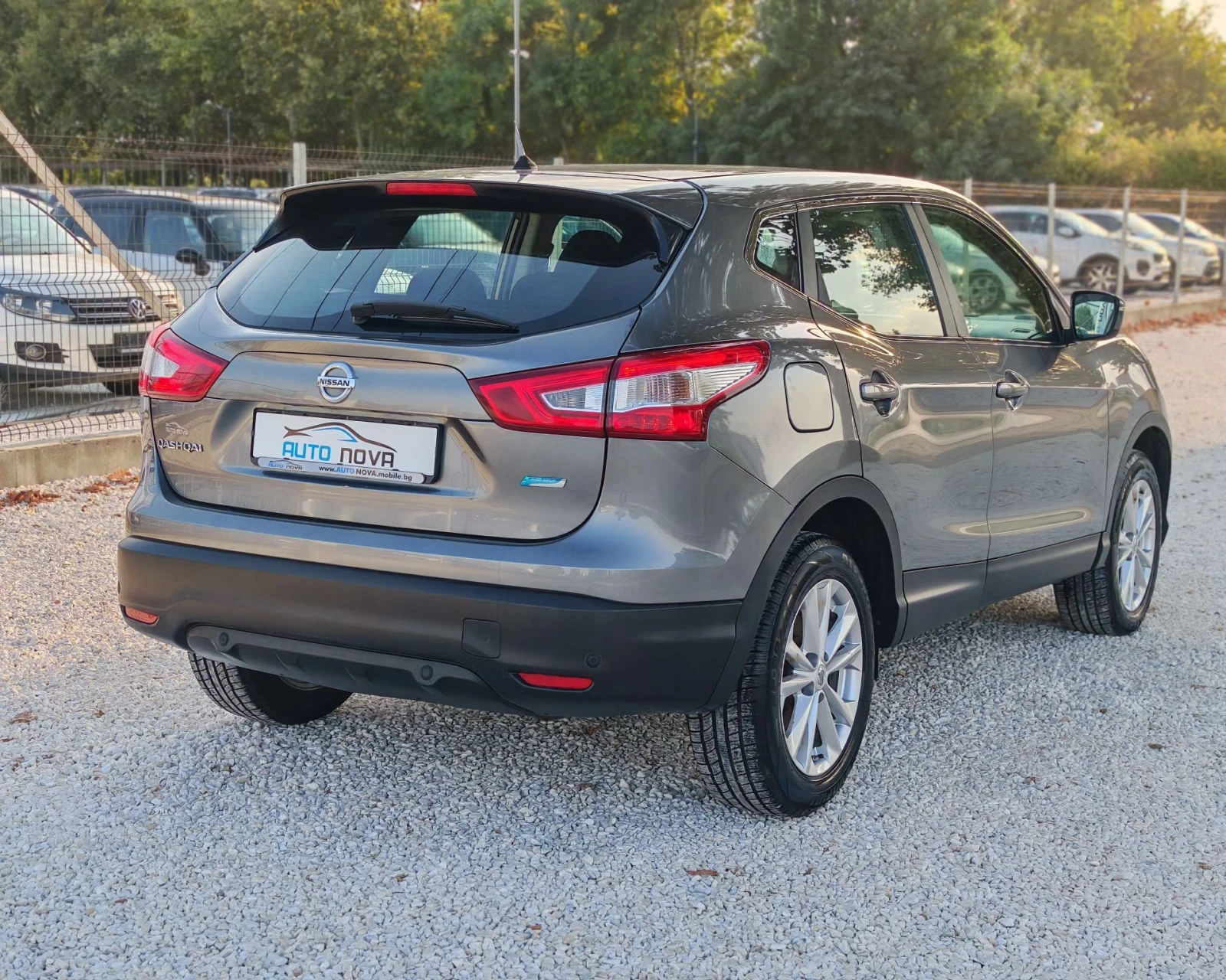 Nissan Qashqai 1.5 110 К.С. ДИЗЕЛ! , снимка 5 - Автомобили и джипове - 55905833