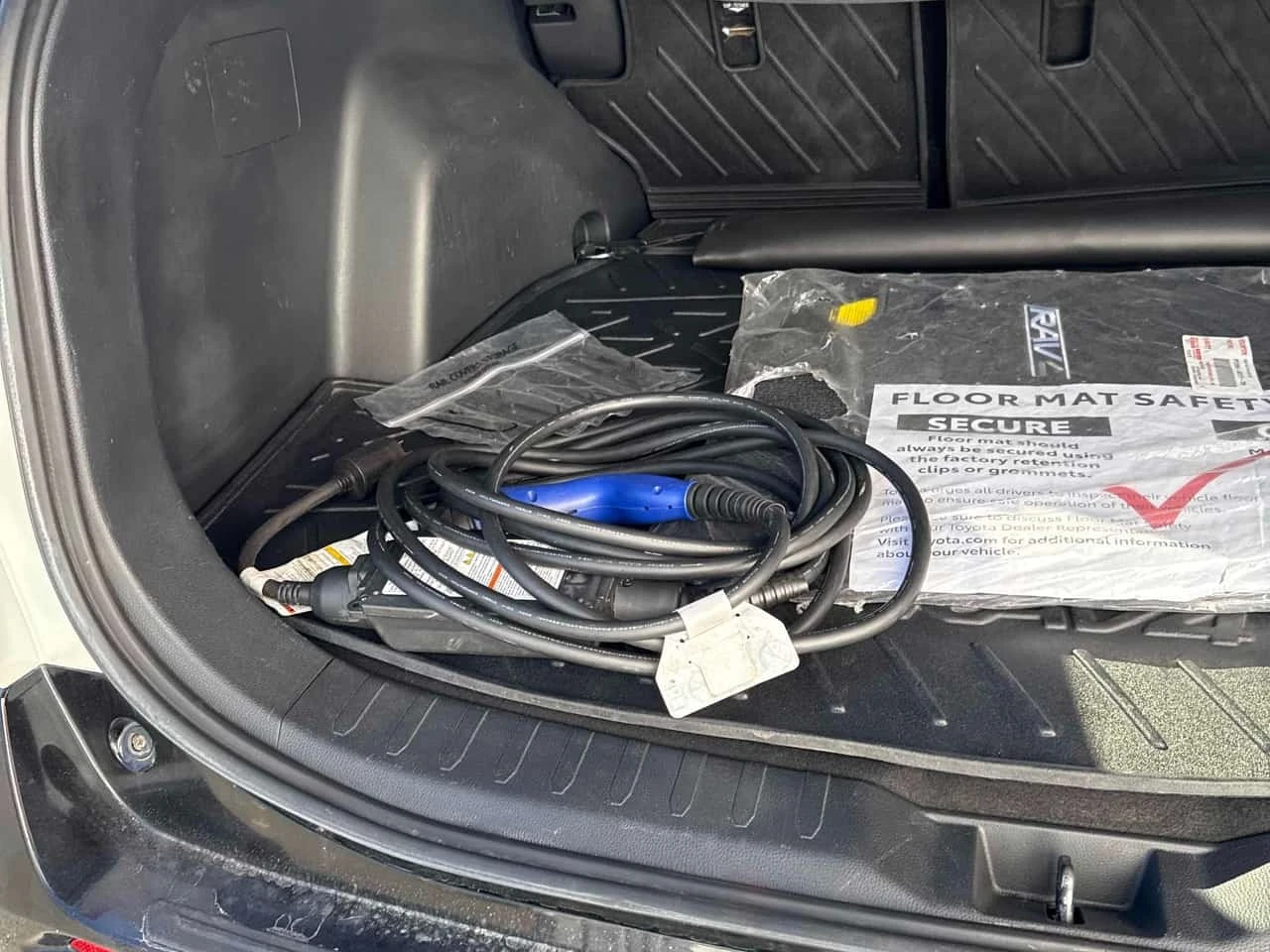 Toyota Rav4 XSE AWD | CARFAX | ��� ��������� | Mobile.bg � ����������� 12
