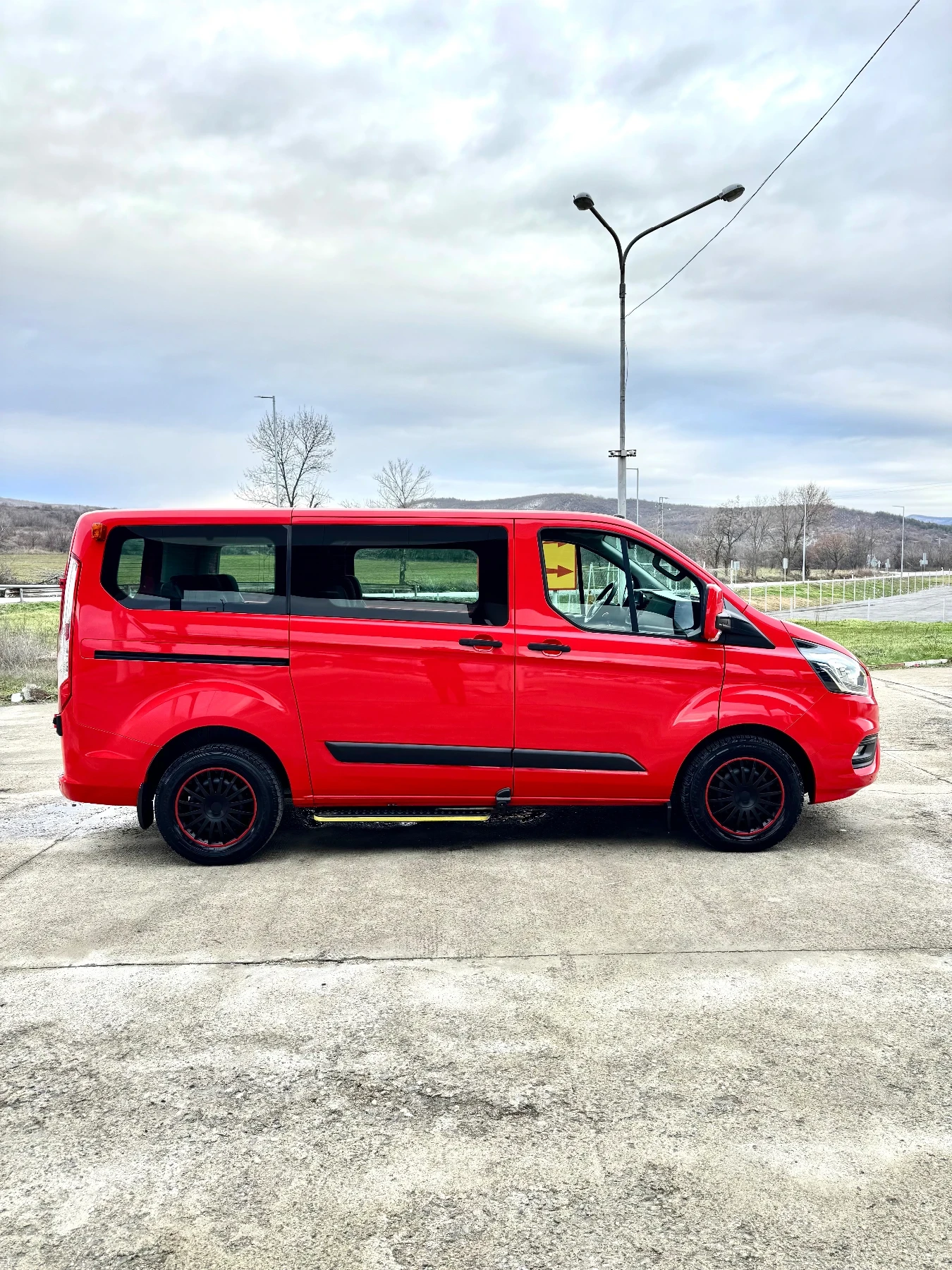 Ford Transit Custom 2.2 TDCi, 9 Места, Facelift, 2x Клима, EURO 6, LED - изображение 4