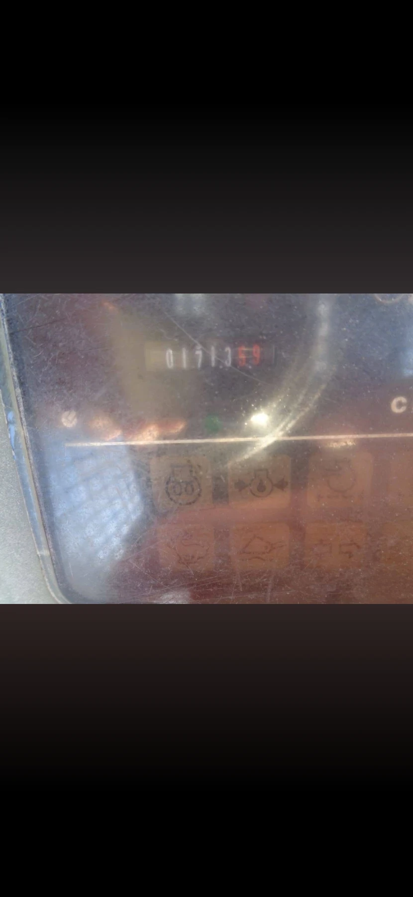 Мини челни товарачи Komatsu 714 - изображение 10