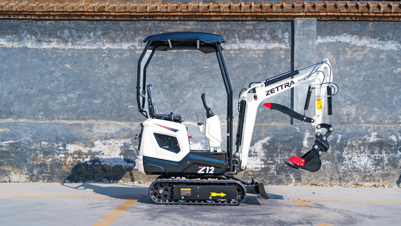 Багер ZETTRA Z12, снимка 2 - Индустриална техника - 53988612