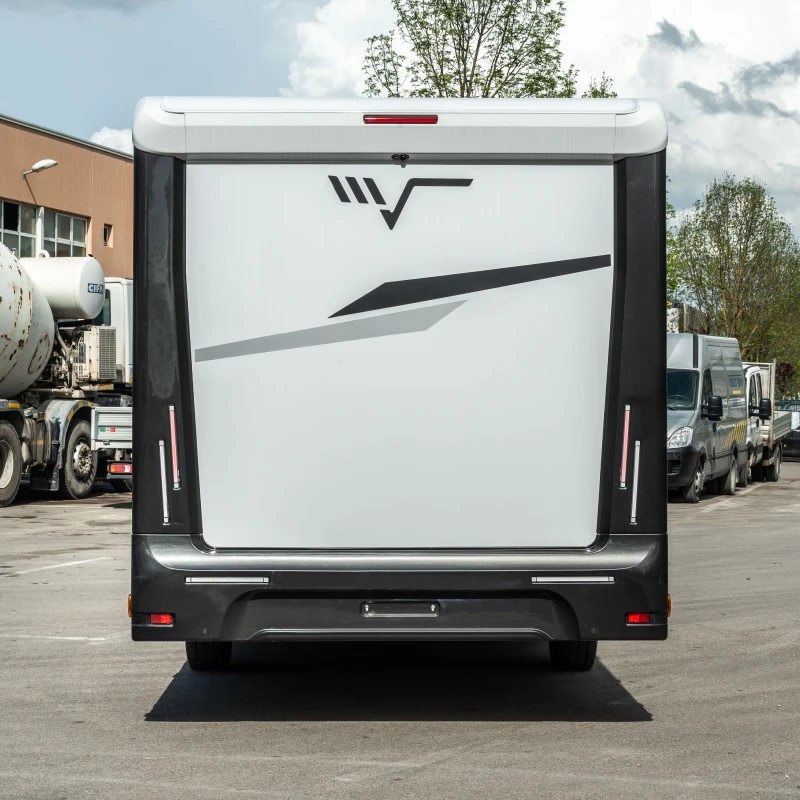 Кемпер Mobilvetta KEA P90 2026, снимка 3 - Каравани и кемпери - 52624527