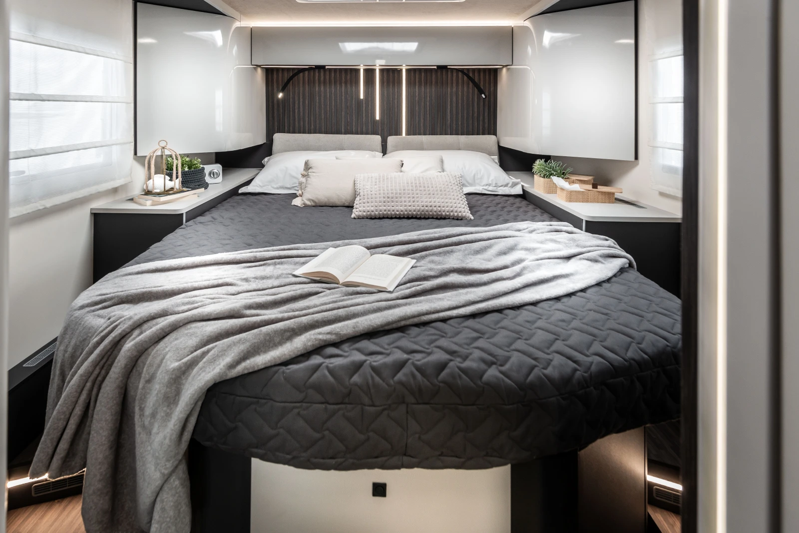  Mobilvetta KEA P90 2026 | Mobile.bg   11