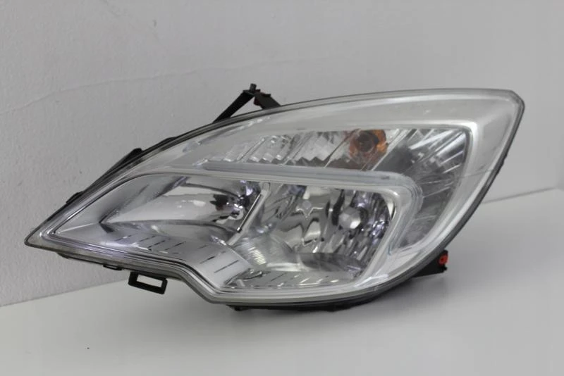 Преден ляв фар за  OPEL MERIVA B 10-13R, снимка 1 - Части - 48276302