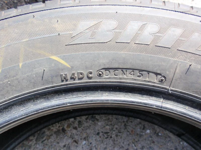 Гуми Летни 235/60R18, снимка 10 - Гуми и джанти - 8380152