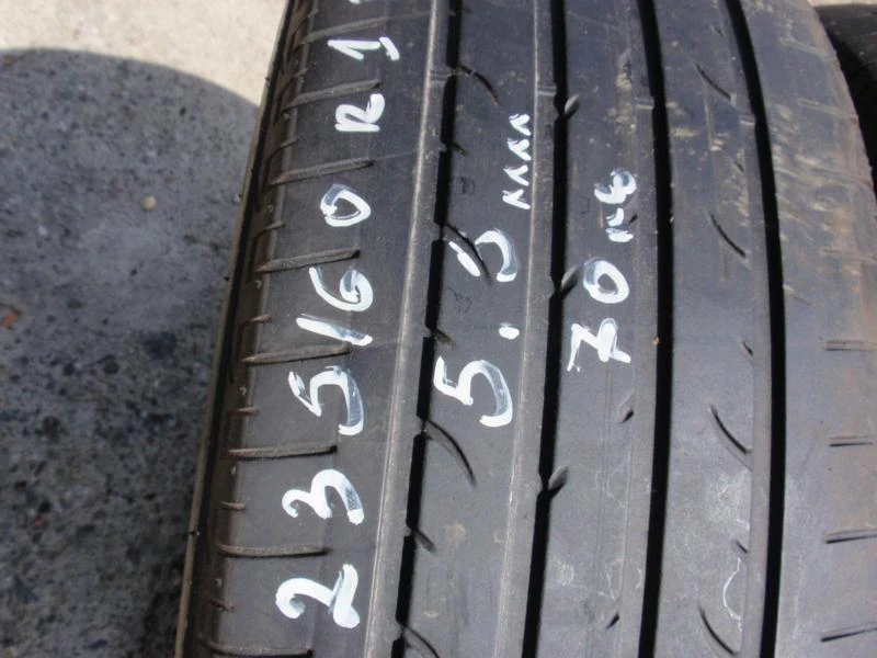 Гуми Летни 235/60R18, снимка 5 - Гуми и джанти - 8380152