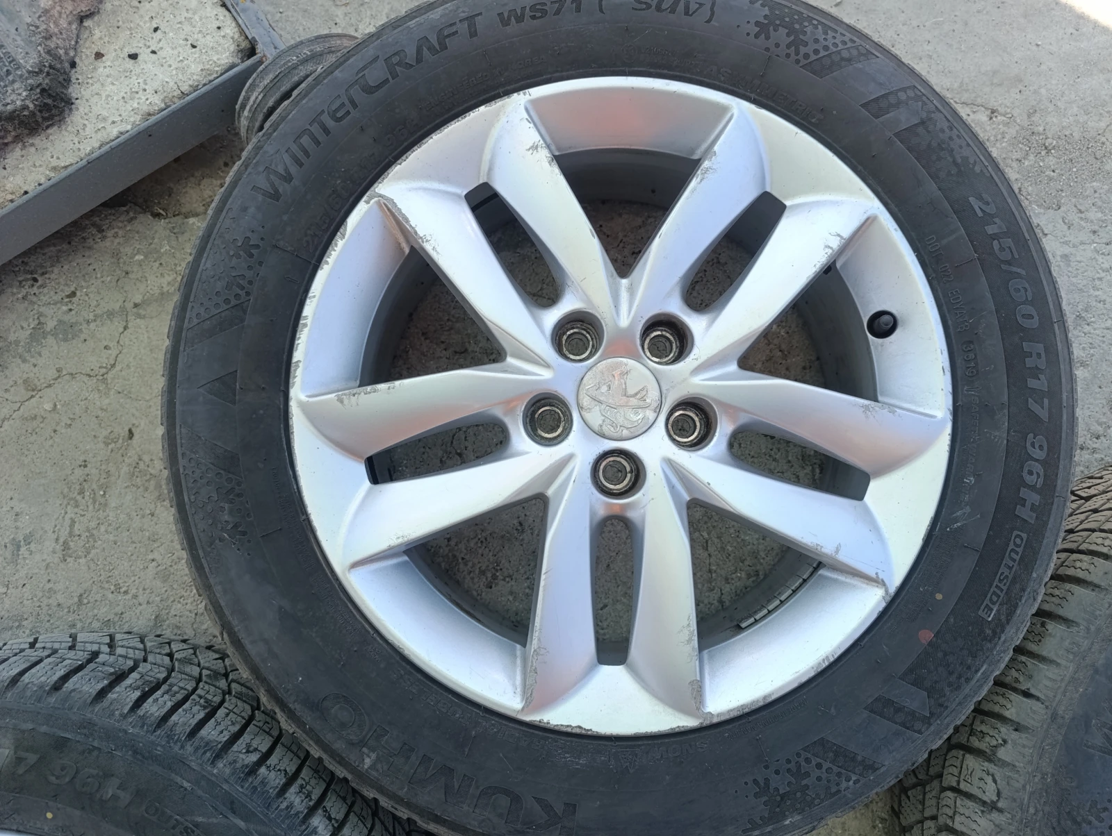    215/60R17  Peugeot 508 | Mobile.bg   5