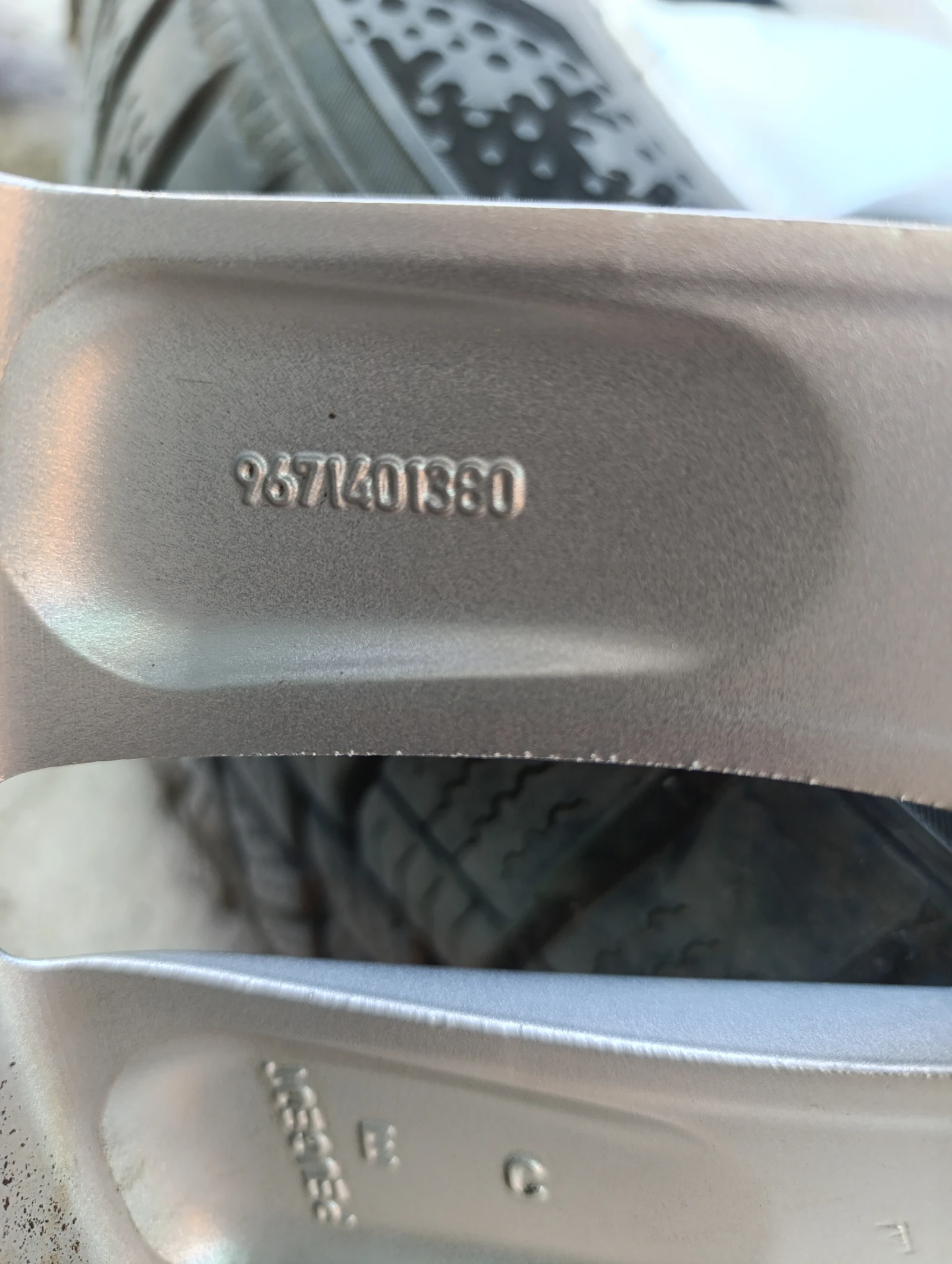    215/60R17  Peugeot 508 | Mobile.bg   6