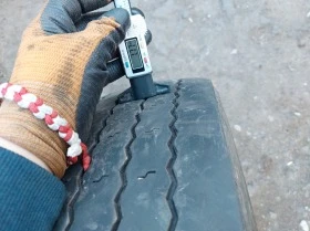 Гуми Всесезонни 215/75R17.5, снимка 2 - Гуми и джанти - 41998962